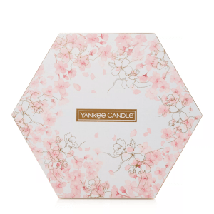 Yankee Candle Sakura Blossom Festival 18 Tea Lights 1 Holder Gift Set